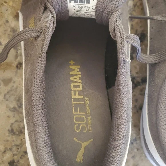 Puma Vikky EUC Size 6.5M Gray - Picture 9 of 9
